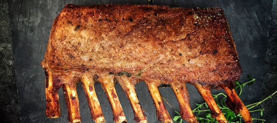 Voici une très belle recette de boulettes de veau préparée avec une sauce onctueuse aux poivrons. Vous pouvez les prendre verts, jaunes ou rouges, ou même en mélange, c'est à votre préférence. de Belgourmet.eu