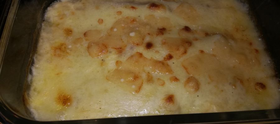 Vite et bien préparées, les roulades de poireaux gratinées, sont un remplacement des fameux chicons au gratin, pour ceux qui n'apprécient pas les chicons. de Belgourmet.eu